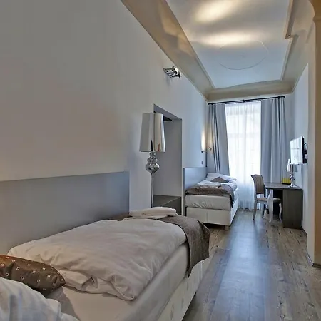 U Tri Hrusek & Ceske Budejovice