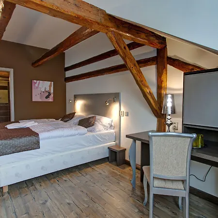 U Tri Hrusek & Ceske Budejovice