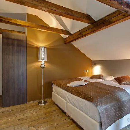 U Tri Hrusek & Ceske Budejovice