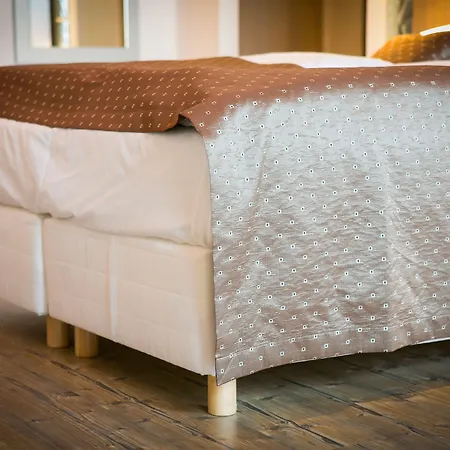 U Tri Hrusek & Ceske Budejovice