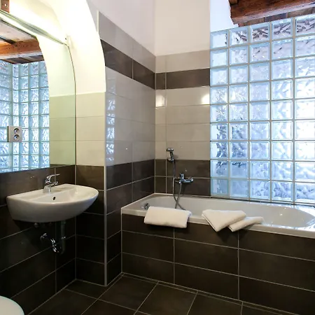 U Tří Hrušek Suites&apartments 4* Ceske Budejovice