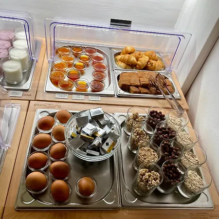 U Tri Hrusek & Aparthotel 4*