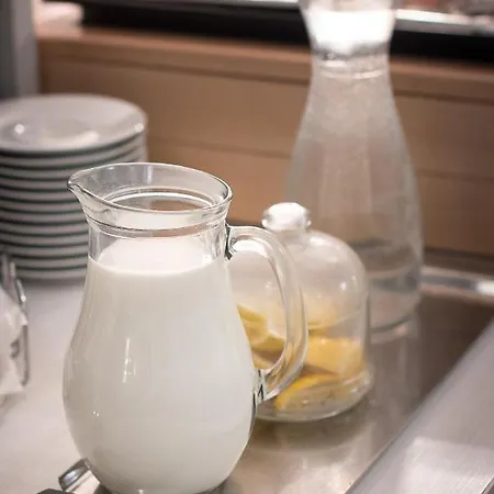 U Tri Hrusek & Hotel apartamentowy Czeskie Budziejowice