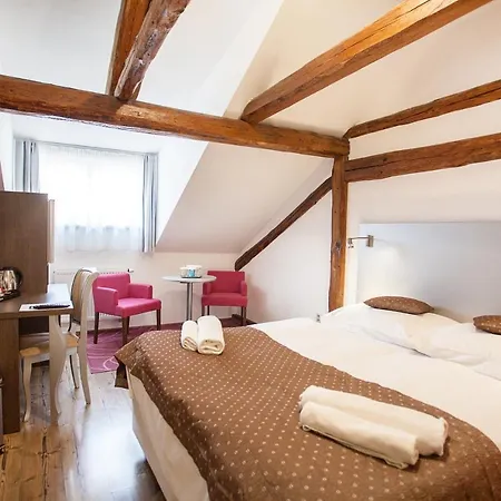 U Tri Hrusek & Aparthotel Ceske Budejovice