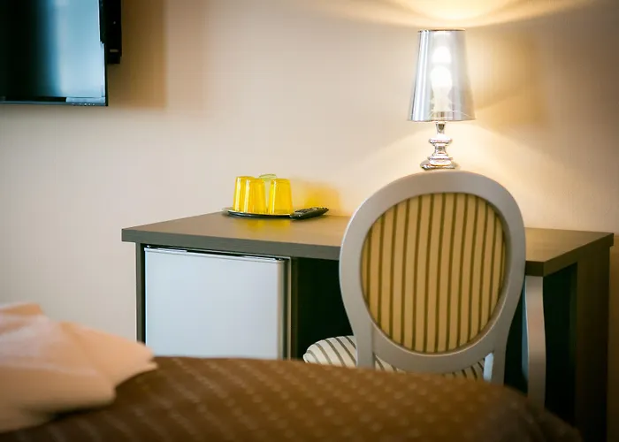 U Tri Hrusek & 아파트호텔