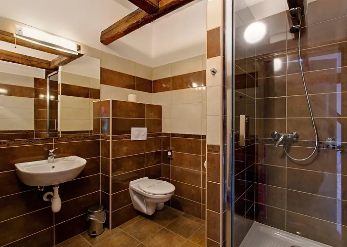 U Tri Hrusek & 아파트호텔 체스케부데요비체