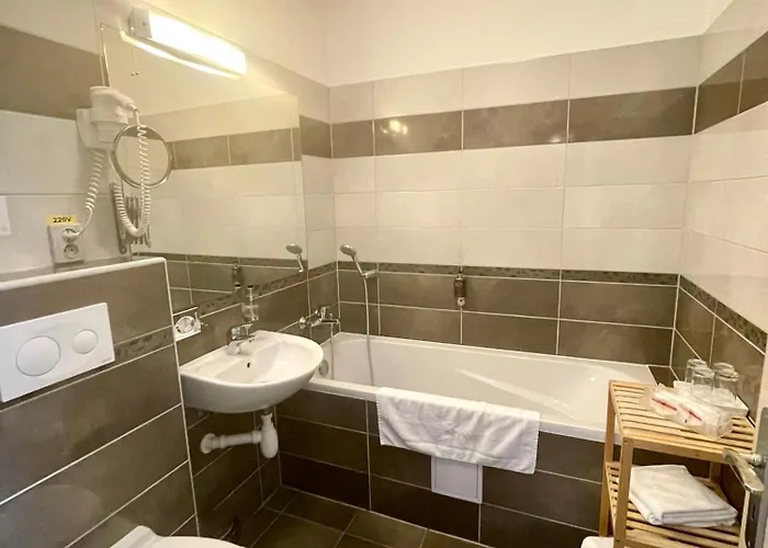 U Tri Hrusek & 체스케부데요비체