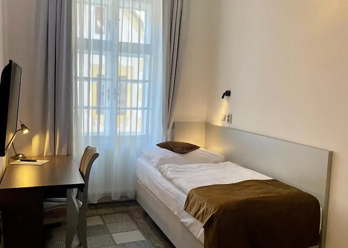 U Tri Hrusek & 아파트호텔 4*