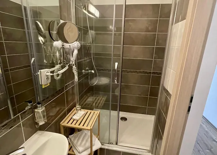 U Tri Hrusek & 아파트호텔 4*