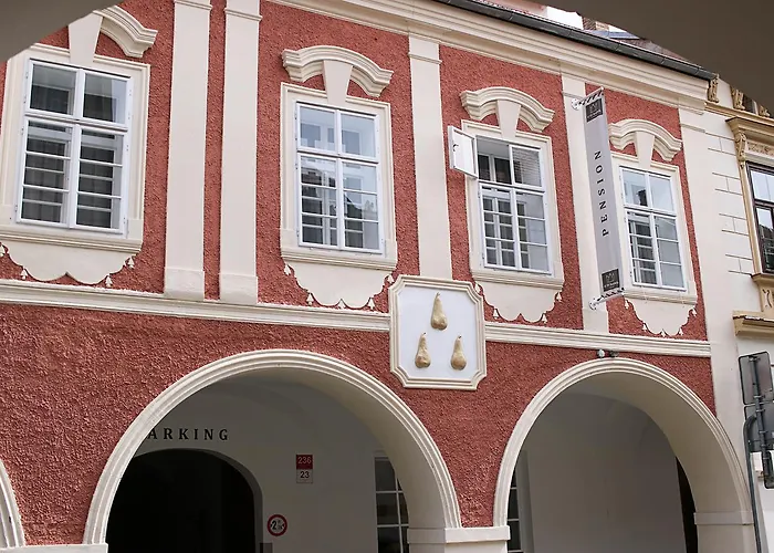 아파트호텔 U Tri Hrusek & 체스케부데요비체